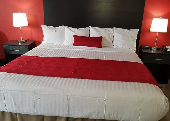 Ramada By Wyndham Downtown 2* Mesa
