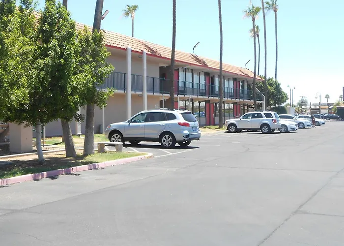 Ramada By Wyndham Downtown Hotel