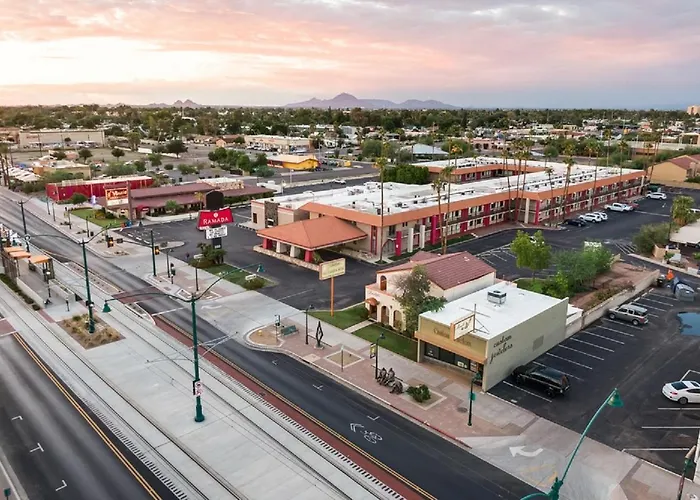 Ramada By Wyndham Downtown Mesa