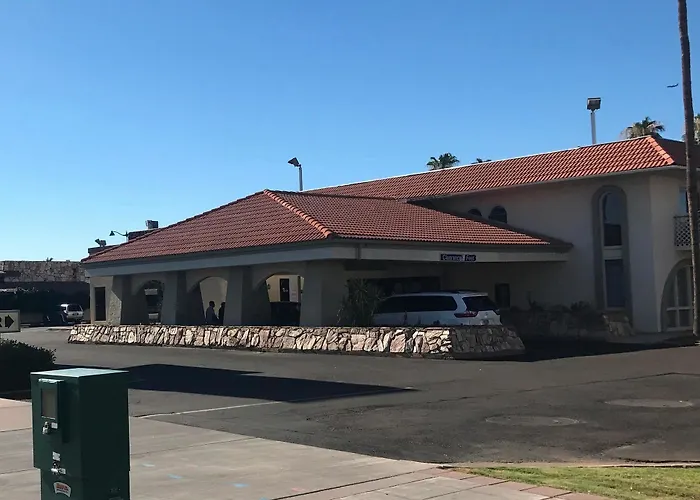 Ramada By Wyndham Downtown Mesa